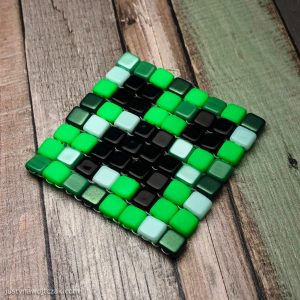 creeper-minecraft-z-koralikow-czech-tiles