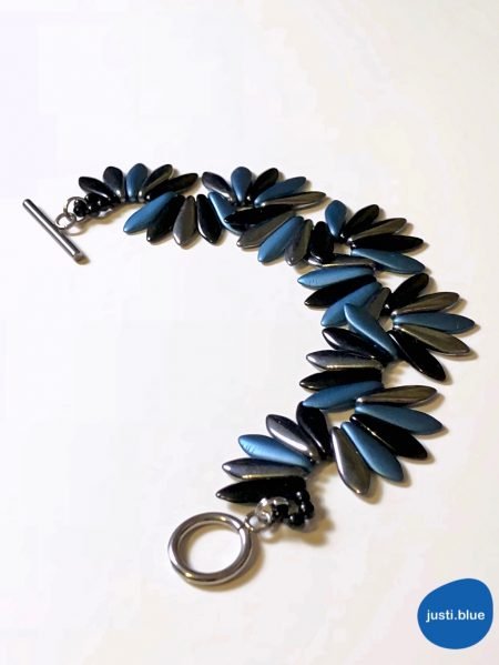 dagger bead black silver blue bracelet front view justi blue